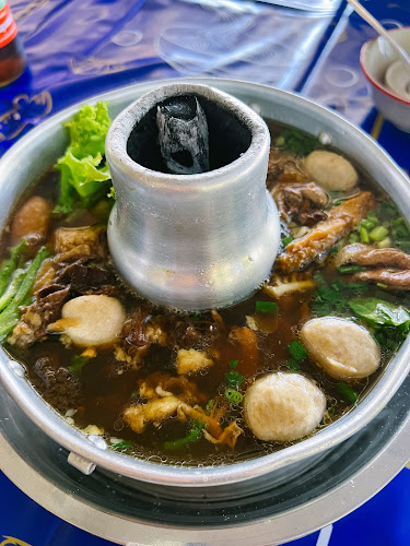 ก๋วยเตี๋ยวเนื้อลายหม้อไฟปากน้ำโพ