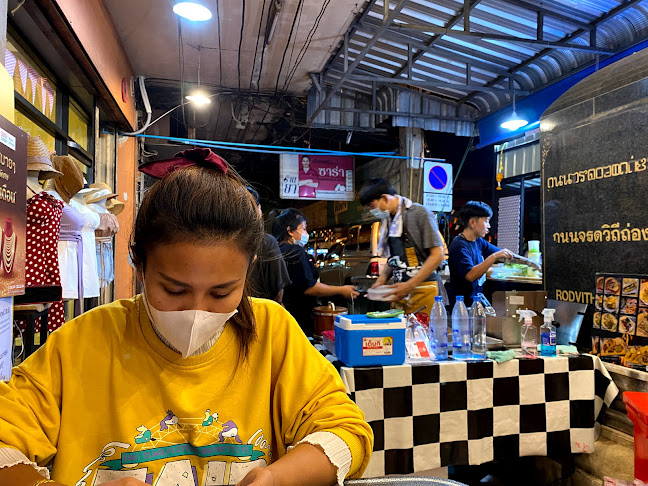 Opinii despre อ้วนโภชนา ข้าวต้มกุ๊ยศรีสำโรง (เจ้าเก่า) în อำเภอเมืองสุโขทัย - การบริการอาหารและที่พัก