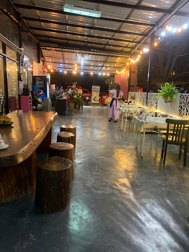 Baan Larb Restaurant