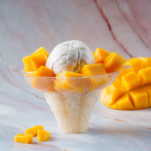 WANLAMUN & EGG E EGG @OLD TOWN thai dessert & chicken rice & thai food - เมือง