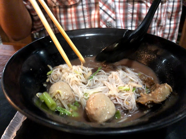 Opinii despre ร้านก๋วยเตี๋ยวเนินมะกอก în อำเภอเมืองพิษณุโลก - การบริการอาหารและที่พัก