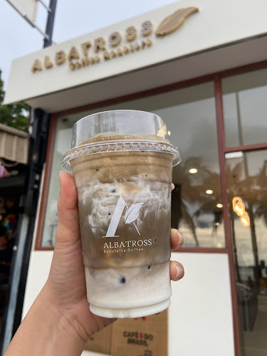 Albatross Coffee Roasters - การบริการอาหารและที่พัก