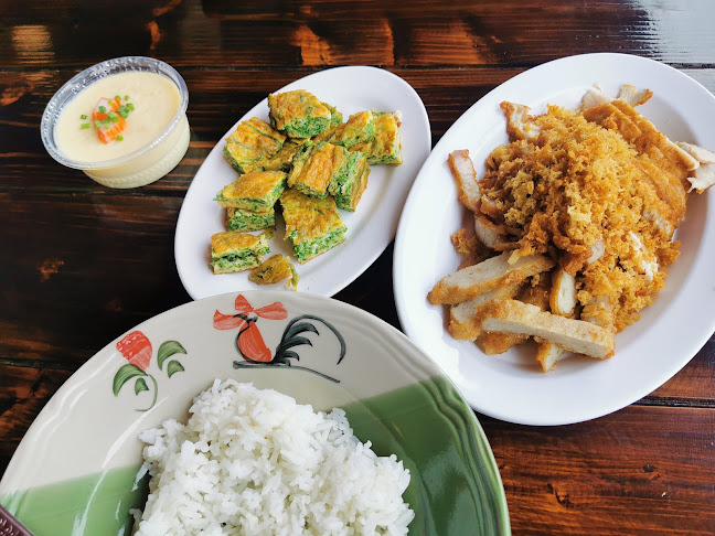 Opinii despre ข้าวหมูทอด ตั้งตัวฮะ în อำเภอกระทุ่มแบน - การบริการอาหารและที่พัก