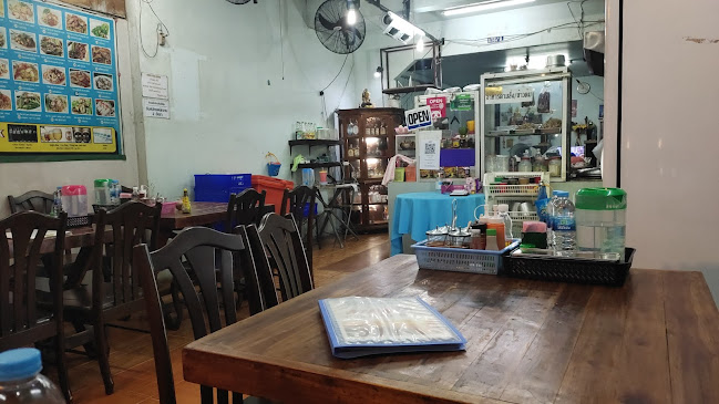 MAMA Thai Food Restaurant - การบริการอาหารและที่พัก