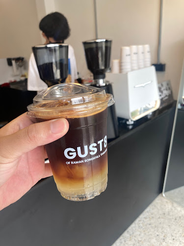 Comentarii opinii despre GUST8