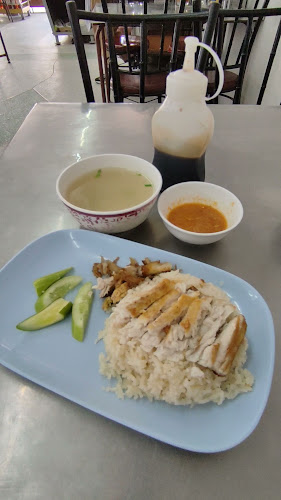 โรจน์โภชนา - การบริการอาหารและที่พัก