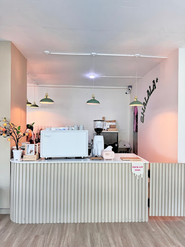 Shalala Cafe' X Studio (ชาลาล่า คาเฟ่) - Samut Prakan