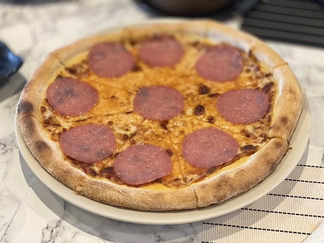 ลา พิคโคล่า คาเฟ่ แอนด์ เรสเตอรรอง - อำเภอกะทู้