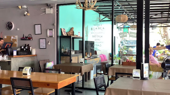 EMILY RESTAURANT - การบริการอาหารและที่พัก