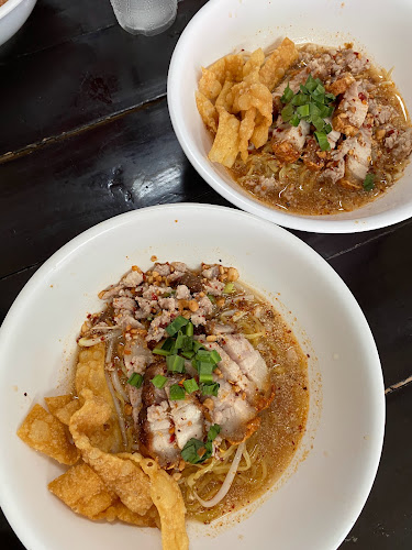 ร้านลำลำลับแล