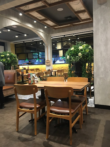 The Pizza Company (Coliseum Phuket) - อำเภอเมืองภูเก็ต