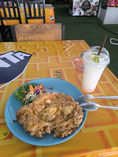 Opinii despre ก๋วยเตี๋ยวเรือ 12 เหรียญ ป่าตอง în อำเภอกะทู้ - การบริการอาหารและที่พัก