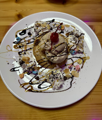 Opinii despre THAI SCREAM! DINER - Fusion Food, Ice Cream & Desserts 🇹🇭😝 în อำเภอเมืองภูเก็ต - การบริการอาหารและที่พัก