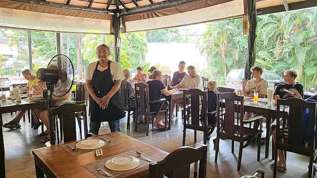 Sugar Cane Restaurant - การบริการอาหารและที่พัก