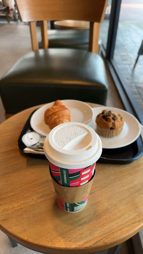 Comentarii opinii despre Starbucks (Central Village Outlet)