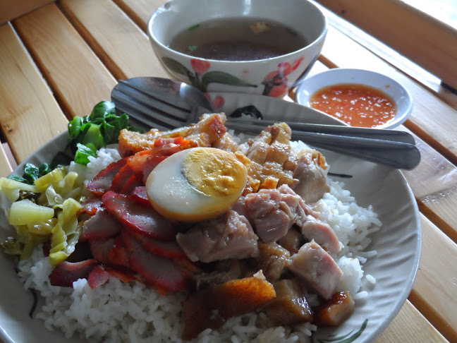 22 ซ. ตาเอียด ตำบล ฉลอง อำเภอเมืองภูเก็ต ภูเก็ต 83130