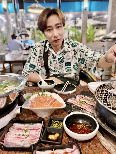 LOMA Shabu&Grill いるか โลมา ชาบู&ปิ้งย่าง - เมือง