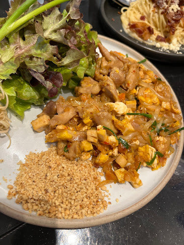 Roasty By Rai Ruen Rom (Asoke) - วัฒนา