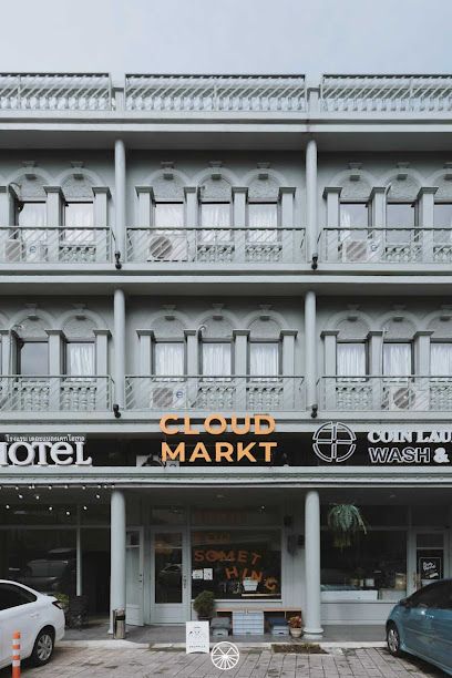 CLOUD MARKT