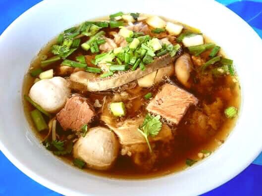 ก๋วยเตี๋ยวเนื้อลำดี