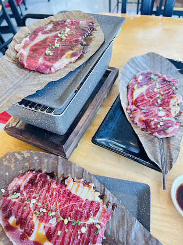 ShabuHito หอมหมื่นลี้ しゃぶ 人 - การบริการอาหารและที่พัก