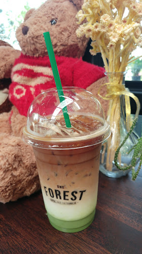 THE FOREST COFFEE HAUS PHITSANULOK - การบริการอาหารและที่พัก