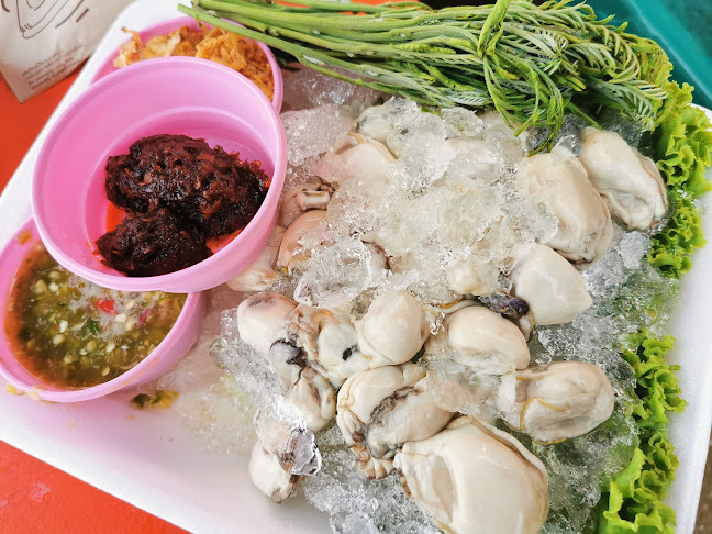 ริมชายหาดจอมเทียน หนองปรือ อำเภอบางละมุง ชลบุรี 20150