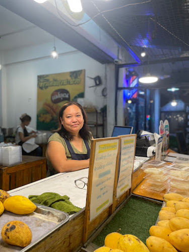 ข้าวเหนียวมะม่วงแม่คุณ - การบริการอาหารและที่พัก