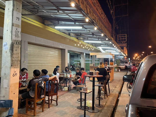 Comentarii opinii despre ISAKAYA SUKHOTHAI