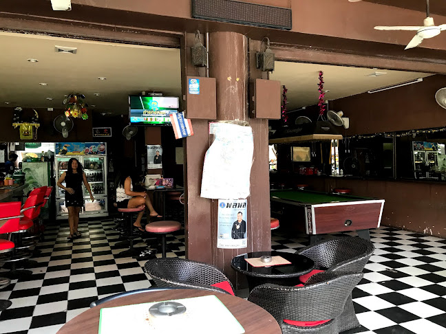 Rumours Bar & Pool - อำเภอบางละมุง