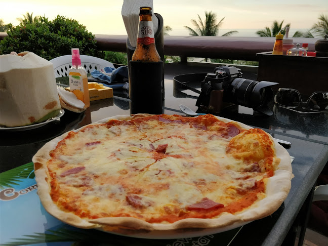 สบาย คอร์เนอร์ - การบริการอาหารและที่พัก