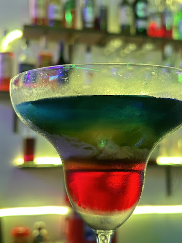 98, 19 ซอย ป่าจาก ตำบล กมลา อำเภอกะทู้ ภูเก็ต 83150