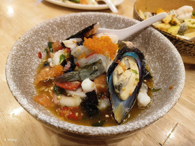 Opinii despre เพลิน Cafe&Restaurant KPP în อำเภอเมืองกำแพงเพชร - การบริการอาหารและที่พัก