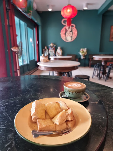 บำรุงเธอ Eatery and Coffee - เมือง