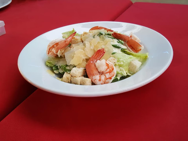 Comentarii opinii despre Capri Restaurant & Bar Karon