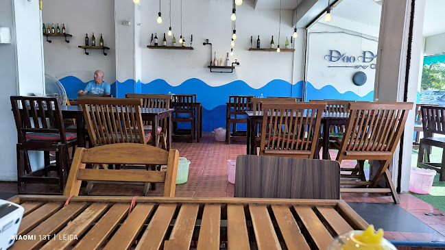 Opinii despre ก๋วยเตี๋ยวดูดี๋ ลุงดอน พัทยา (DooDee jomtien restaurant) în อำเภอบางละมุง - การบริการอาหารและที่พัก