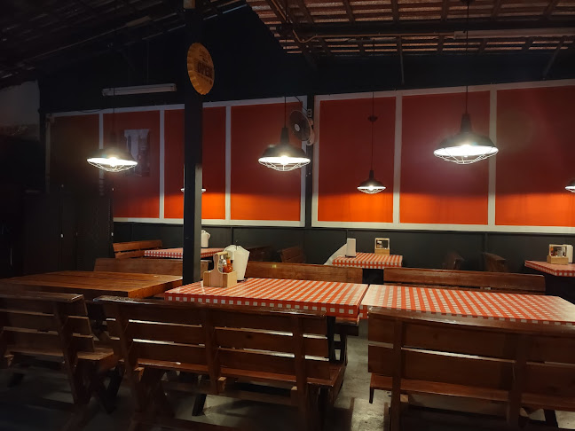 The Pizza Joint - การบริการอาหารและที่พัก