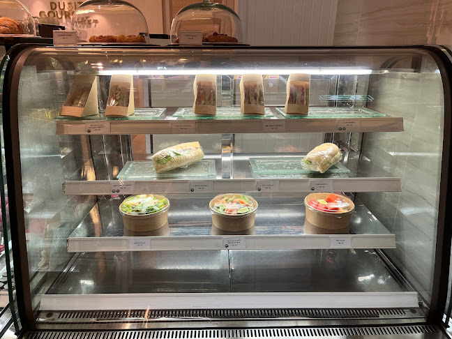 XV2P+64Q เมืองพัทยา อำเภอบางละมุง ชลบุรี 20150