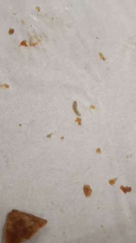 Opinii despre Pizza Hut 1150 - PTT Jomtien (พิซซ่าฮัท สาขาพีทีที จอมเทียน) în อำเภอบางละมุง - การบริการอาหารและที่พัก