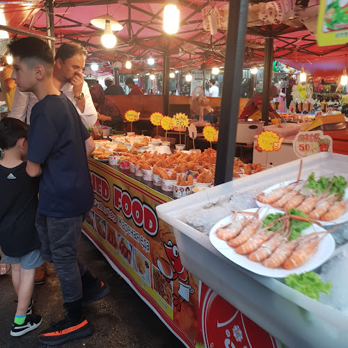 Comentarii opinii despre ตลาดป่าตองโอท็อป