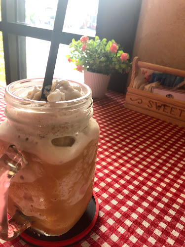 Zurich Bread Cafe - การบริการอาหารและที่พัก