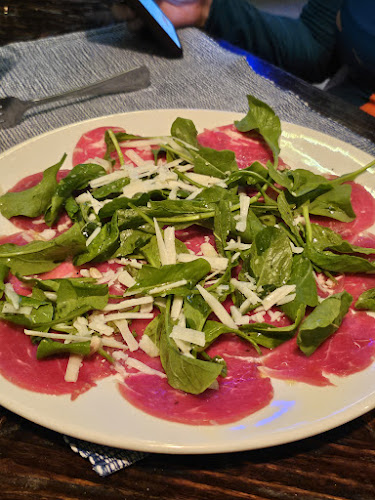 98/16 moo1 wiset rd, nai harn, phuket, thailand