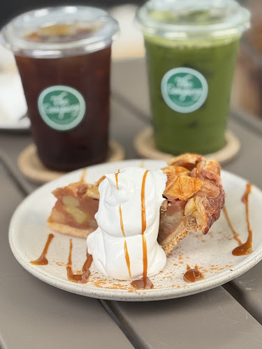 The Company - การบริการอาหารและที่พัก