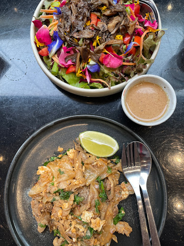 68 ถนนสุขุมวิท 21 อโศก บ้านก้ามปู แขวง คลองเตยเหนือ เขตวัฒนา คลองเตยเหนือ วัฒนา กรุงเทพมหานคร 10110