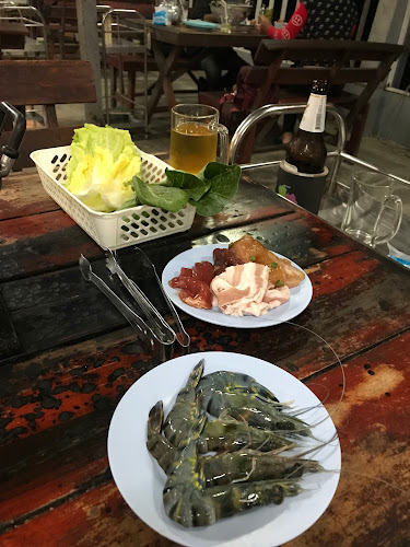 Opinii despre White Hart BBQ în อำเภอเมืองภูเก็ต - การบริการอาหารและที่พัก