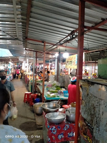 Opinii despre ตลาดนัดโรงร่ม în อำเภอบางบัวทอง - การบริการอาหารและที่พัก
