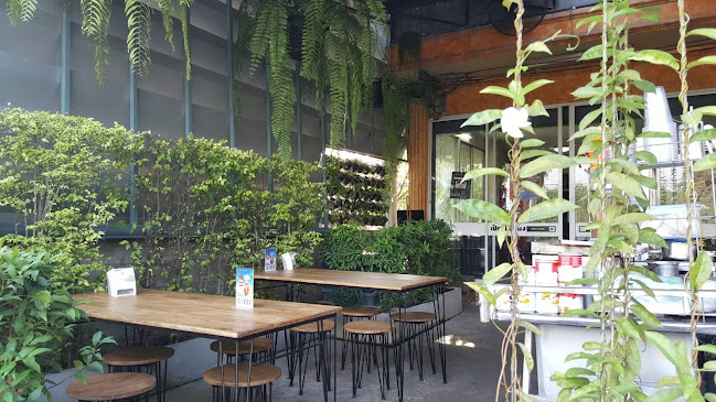 ร้านอาหารอิสลาม ดิโอเอซิส บางบัวทอง