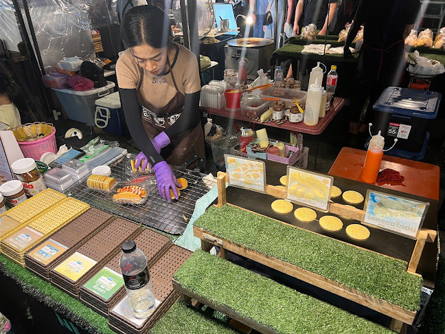 Opinii despre Fun Friday avenue Night market în อำเภอถลาง - การบริการอาหารและที่พัก