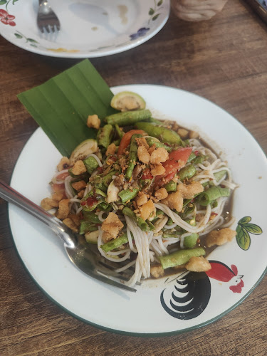 Comentarii opinii despre นัวร์ ส้มตำ สตรีทฟู้ด สาขา 2 - Thai Street Food