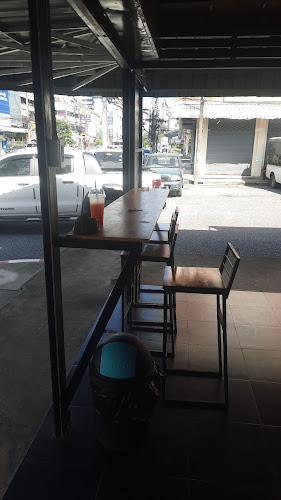 Tea Corner ทีคอนเนอร์ ชา กาแฟ - เมือง